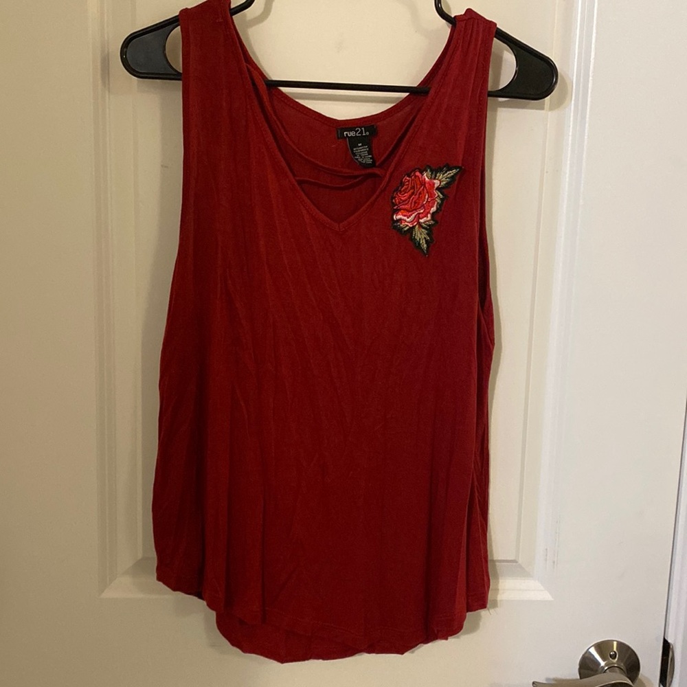 ✨2/$10 Rue 21 Rose Tank